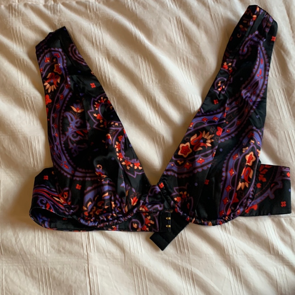Danielle Bernstein bralette